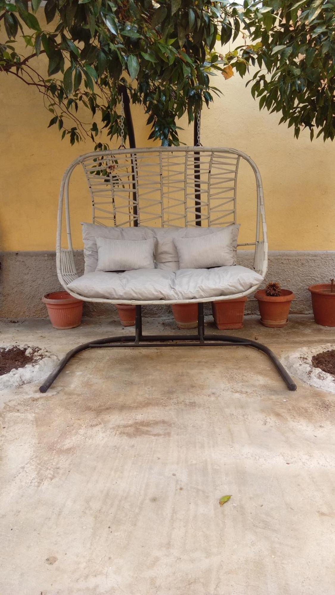 Mandarine Hostel Тирана Экстерьер фото